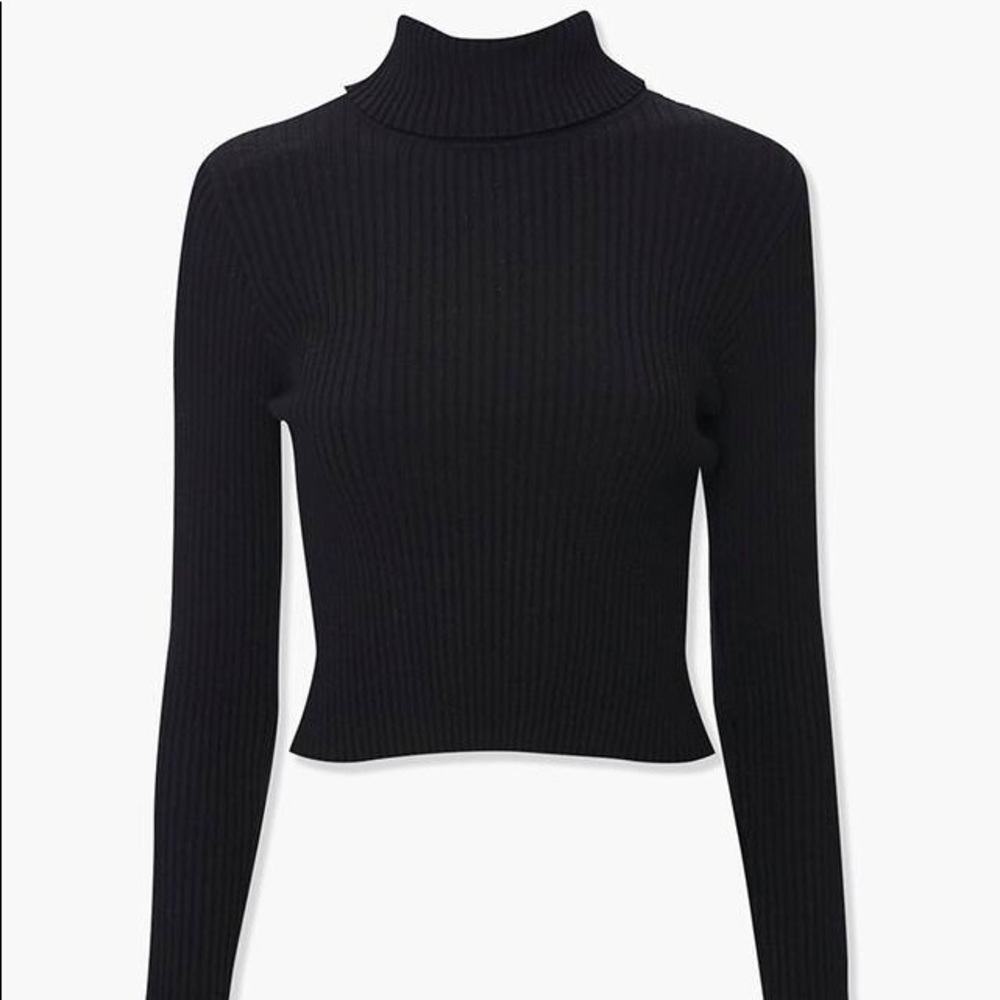 FOREVER 21 Black turtle neck CROPPED size L